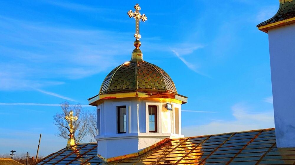 Tabla aurie pentru acoperis