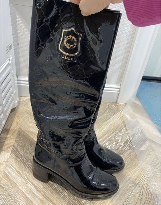 Продам сапоги италия