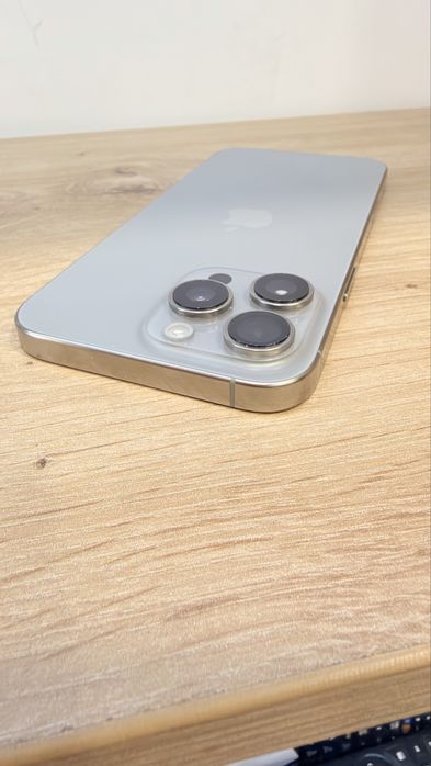 iPhone 16 Pro Max 512 98% бат 125 цикъла