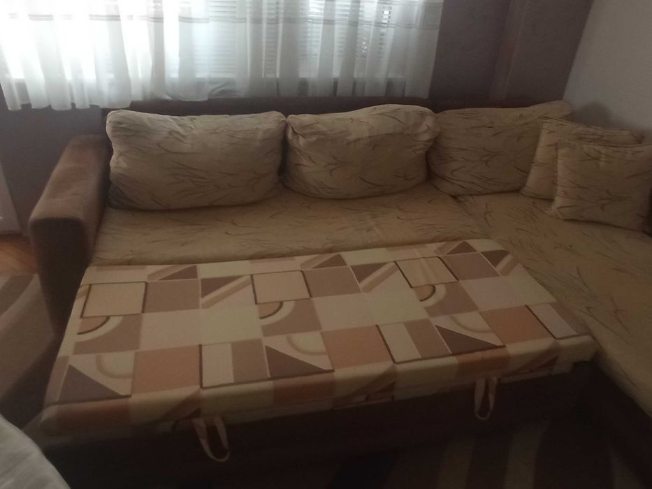 Холов ъглов диван