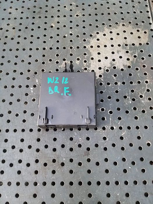 Modul calculator usa dreapta fata mercedes e class w212 a2128203585