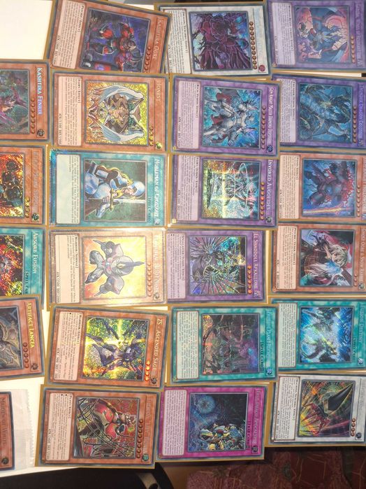 Колекция Yugioh карти