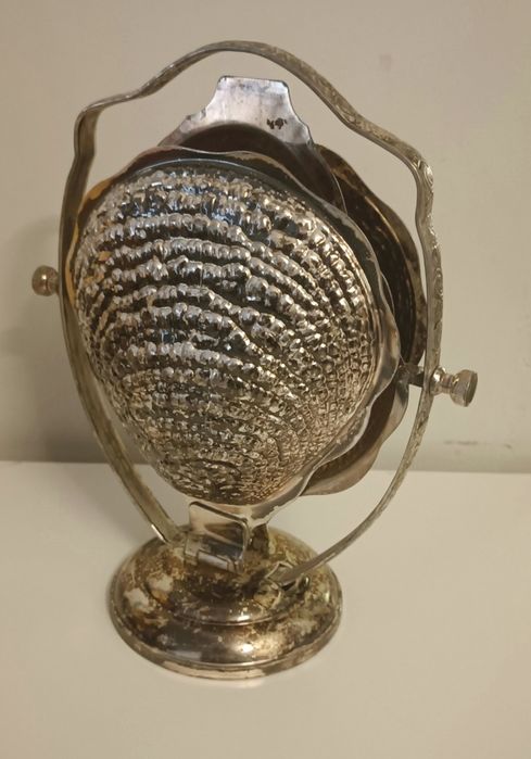 СРЕБРО - триетажна поставка за стриди Mayell Queen Anne