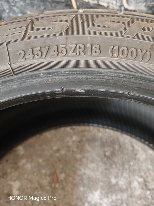 Гуми ТОЙО СПОРТ  използвани