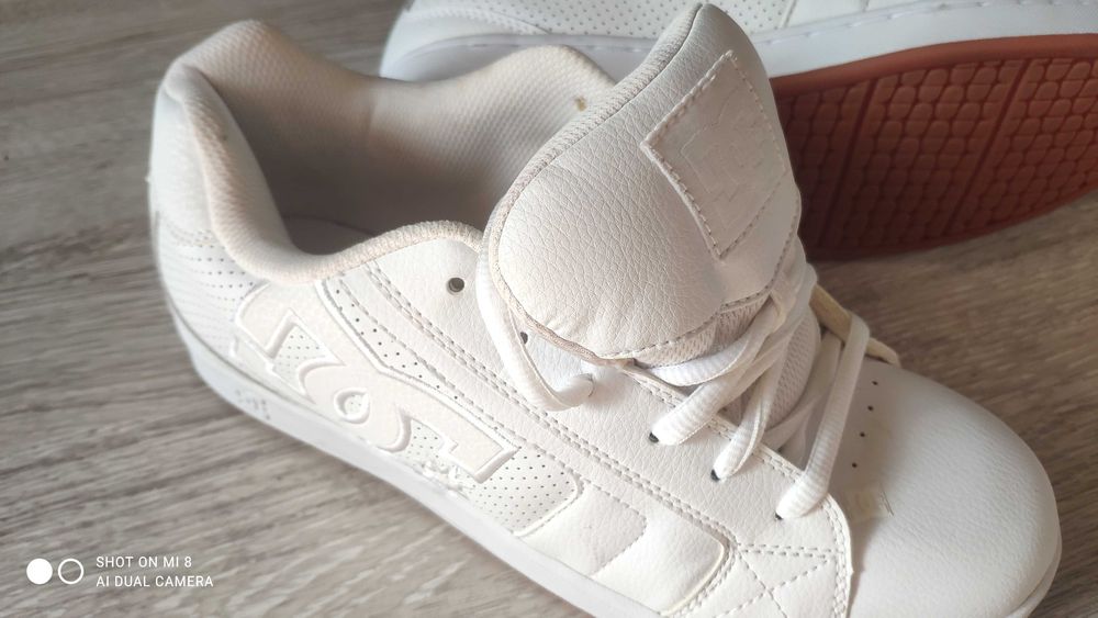 DC Shoes Сникърси Маратонки DC Shoes 43 номер