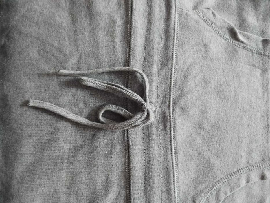 Rochita gri cu gluga imprimeu Tweety