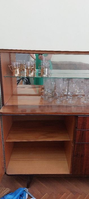 Продавам ретро БЮФЕТ