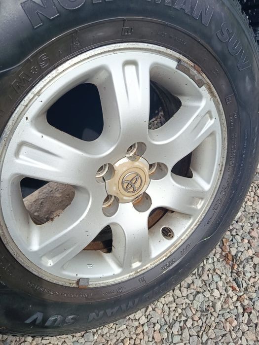 Продам диски с резиной