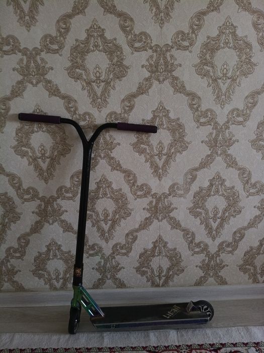 Самокат Limit lmt21