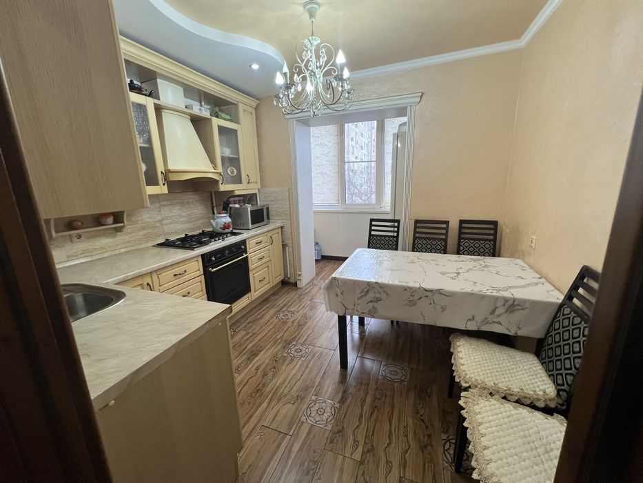 Продается 3 комнатная квартира