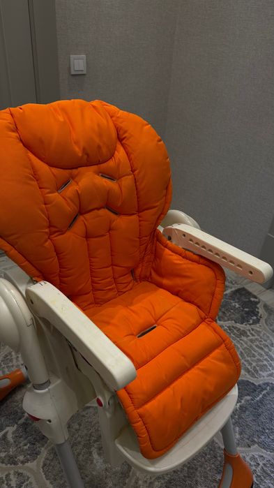 Детский стульчик Chicco polly