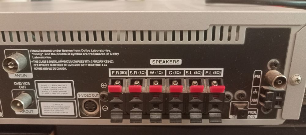 Продам видеомагнитофон LG