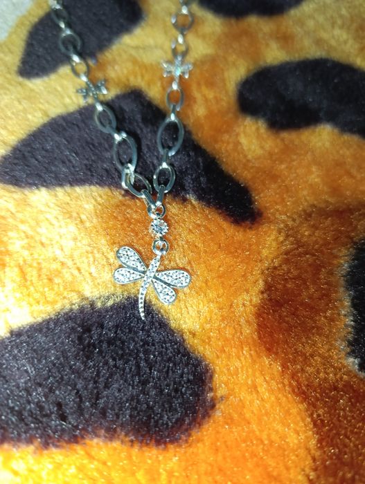 Сребърен ланец с камъни сваровски