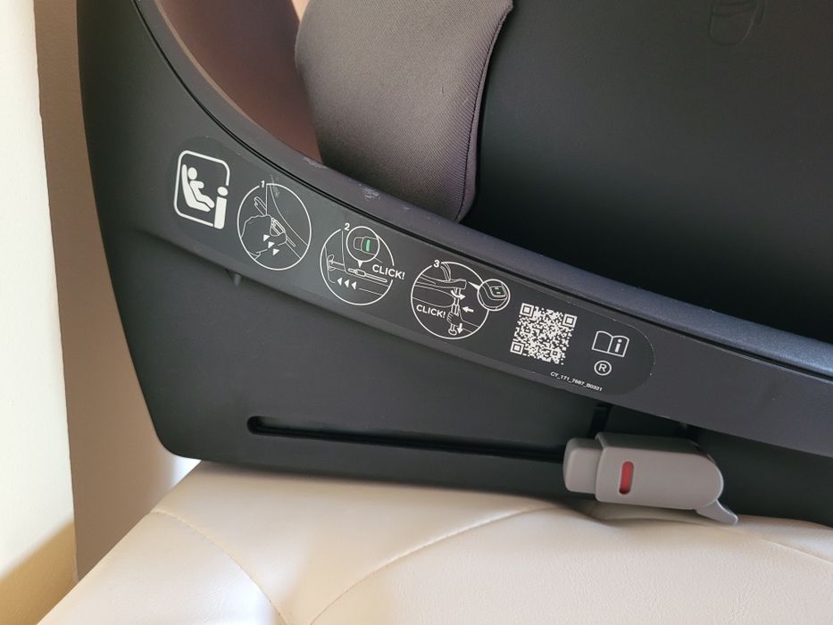 Scaun auto pentru copii Cybex Sirona SX2 i-Size, testat ADAC, rotativ 360°