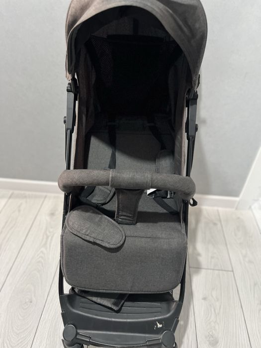 Продам летнюю коляску