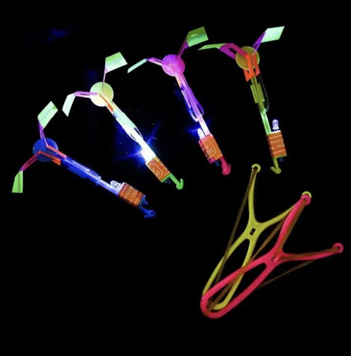 Рогатка самолетик светящийся