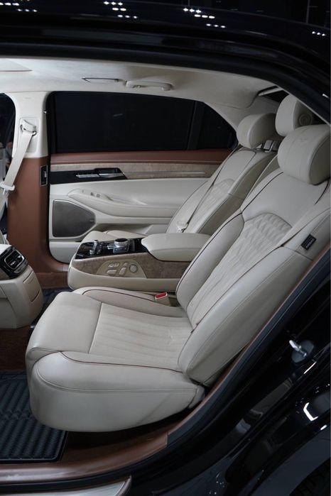 Genesis G90 2020