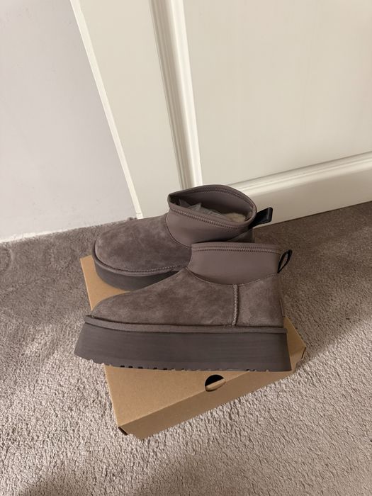 UGG classic mini dipper