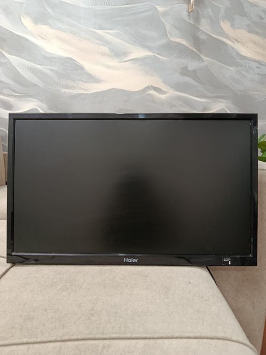 Телевизор Haier в хорошем состоянии