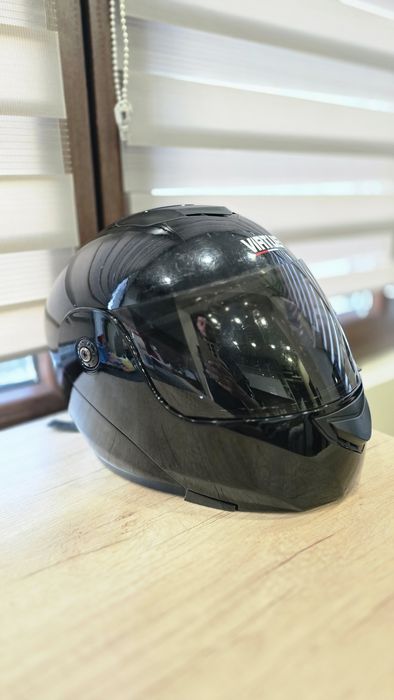 Модулна каска за скутер/тротинетка