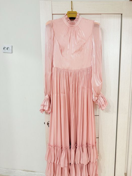 Киілмеген киимдер сатылады