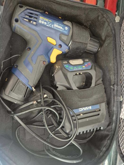 акумулаторен винтоверт Skotek 10.8V