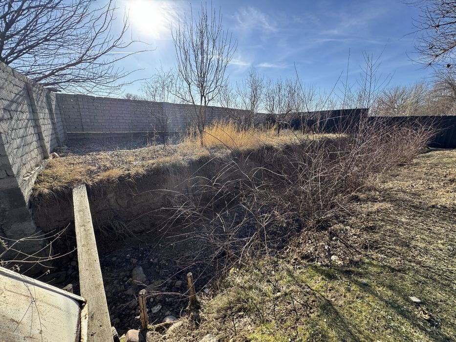 Намунали уй 6+6 сот. за кругом Рохат и Гольф клубом