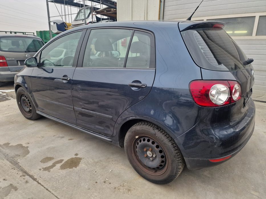 Dezmembram Volkswagen Golf 5 Plus 2007 1.9tdi BLS