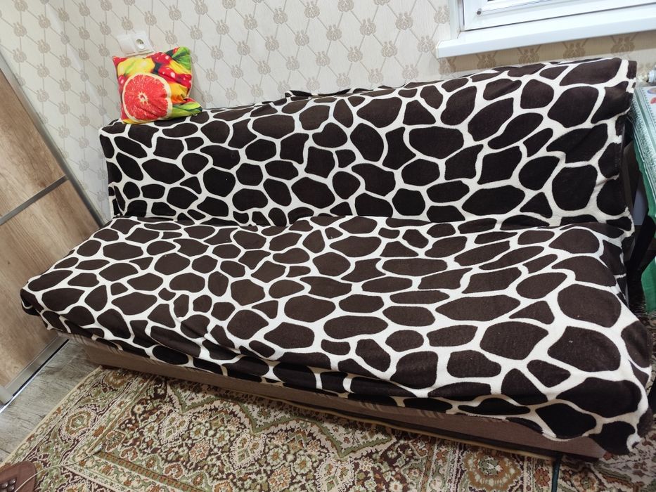 Отдам даром диван б/у. Самовывоз с Чиланзара