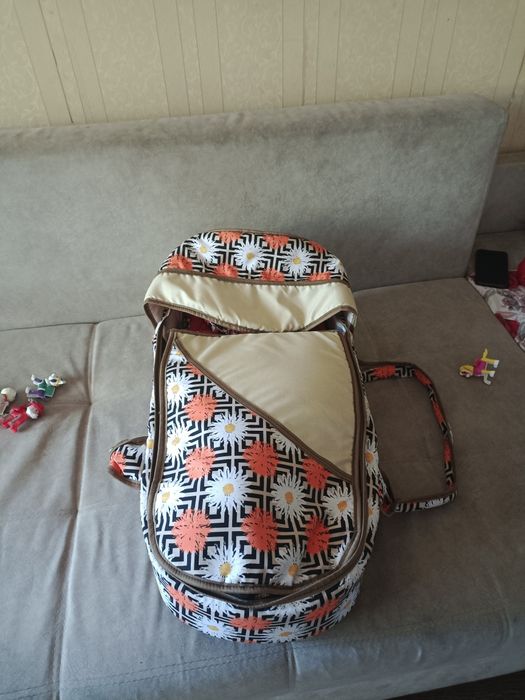 Россиская коляска 4 сезонный