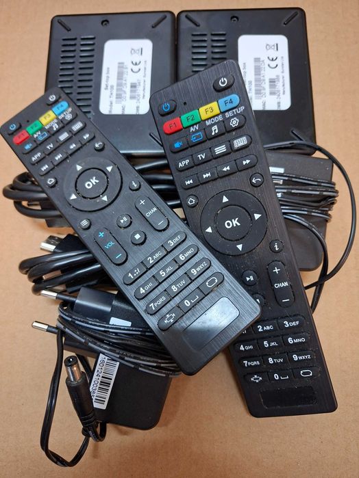 IPTV приемник MAG TH100 (2 бр.) – Перфектно състояние