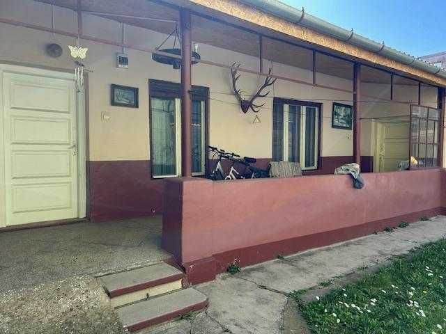 Casa cu 3 apartamente individuale Rogerius