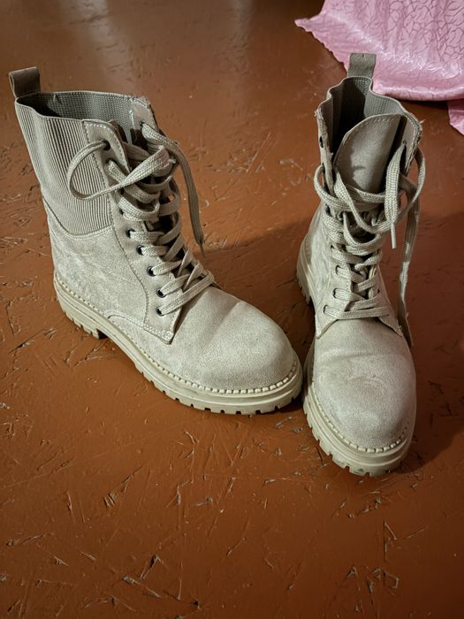 Обувь женская ботинки