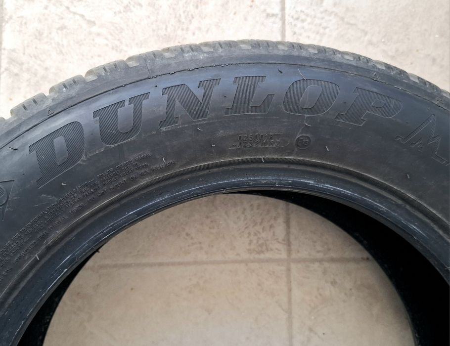 215 60 16 Dunlop Winter Sport 5