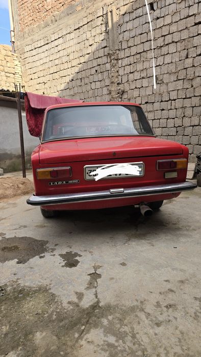 Srochna sotiladi jiguli 21011