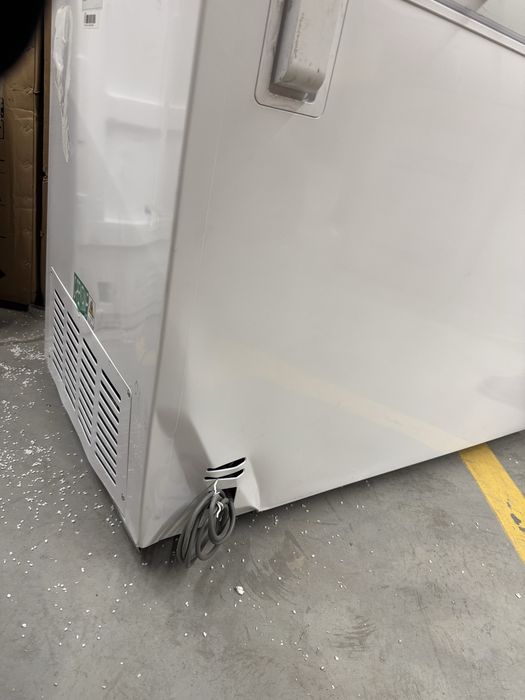 Продам новый морозильник