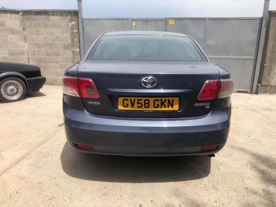 Тойота Авенсис 2.2 д4д 150 кс на части