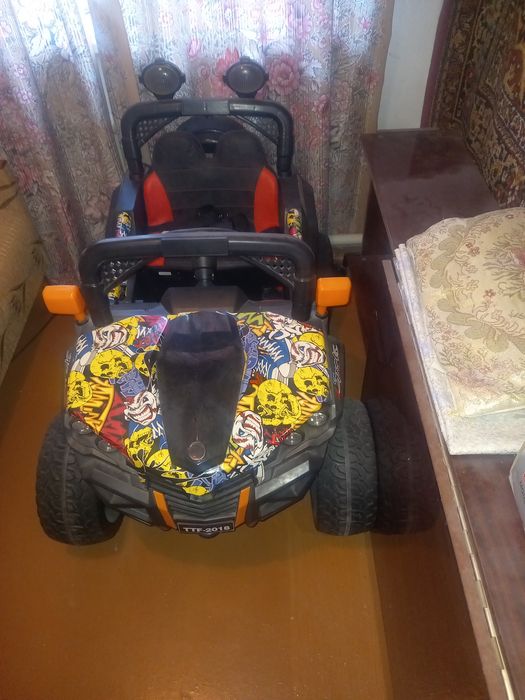 Детская электро машинка