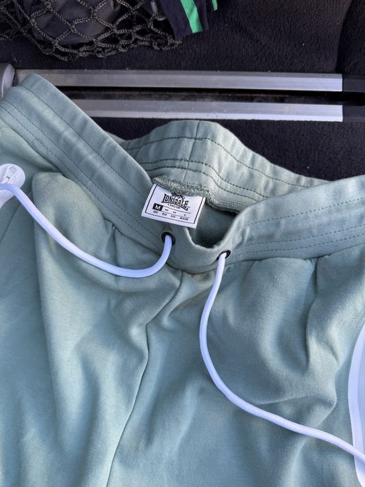 Анцунг Lonsdale London