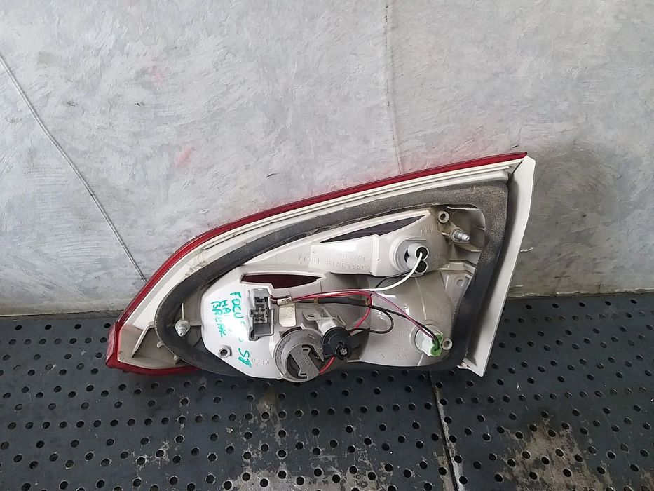 Stop tripla lampa stanga haion ford focus 3 bm5113a603bb