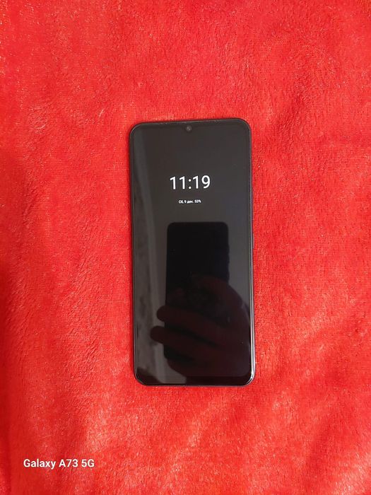 Продам телефон Vivo v23e