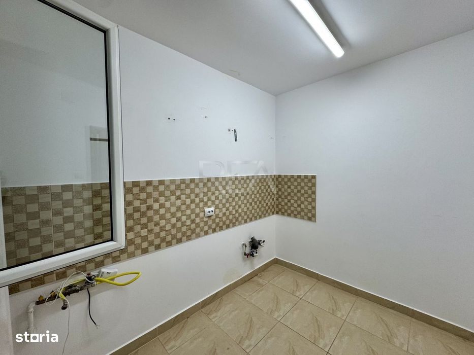 2 camere renovat, vedere pe spate, Mihalache