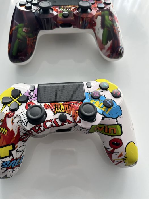 PS4 с допълнителна периферия