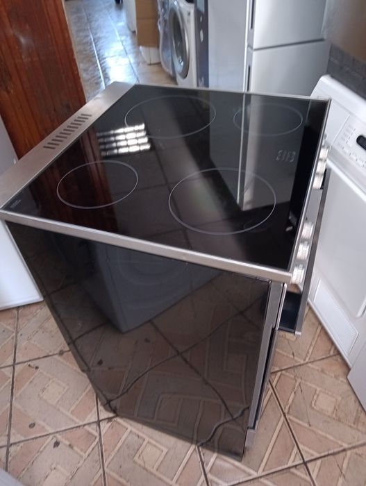 Иноксова свободно стояща печка с керамичен Gram с 2 години Гаранция!