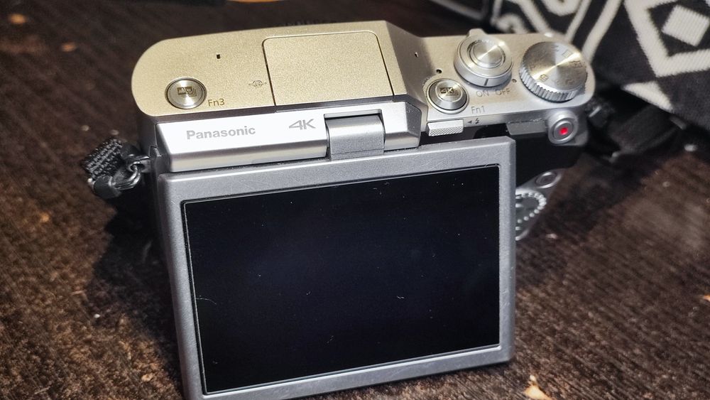 Panasonic Lumix GX 880 body/ accesorii