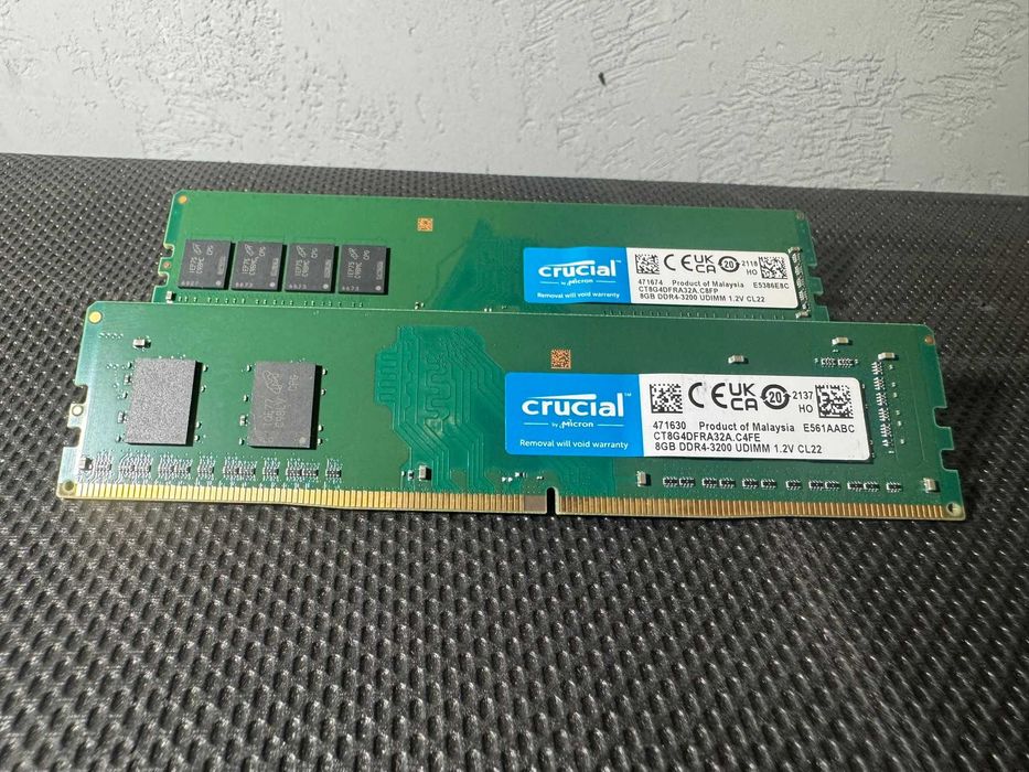 DDR4 2x 8GB  16gb 3200Mhz Crucial Memorie RAM Desktop PC