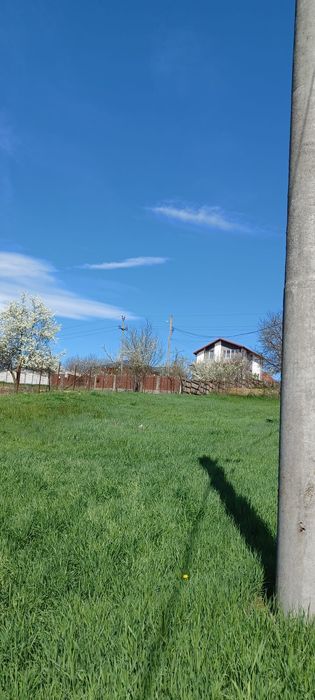 Vand teren Vladesti 2 parcele 500mp fiecare