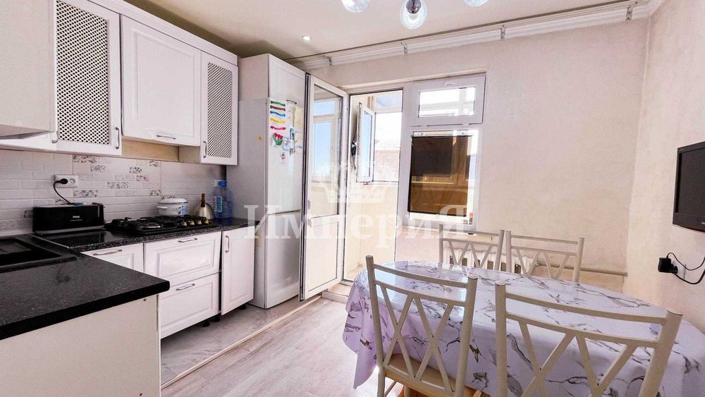 Продам 3-х комнатную квартиру в мкр. Восточный . Айман ИмпериЯ