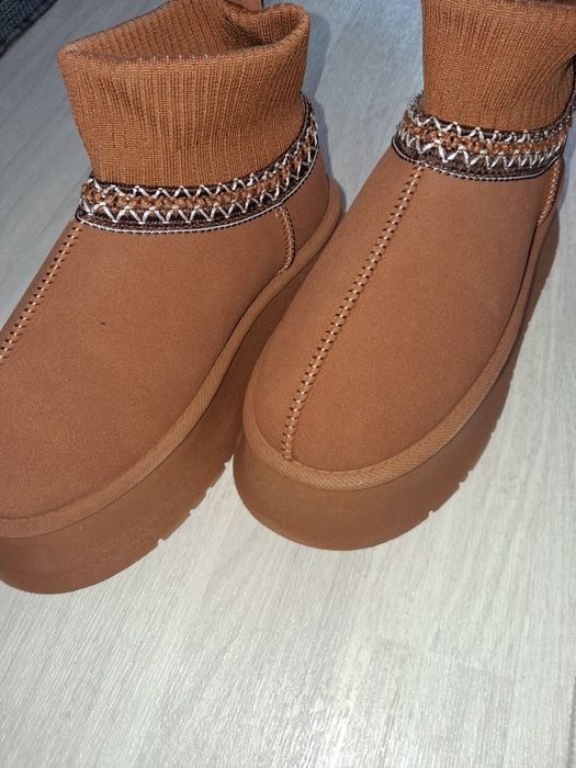 Уги коричневый женский