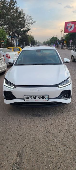 BYD E2 2024